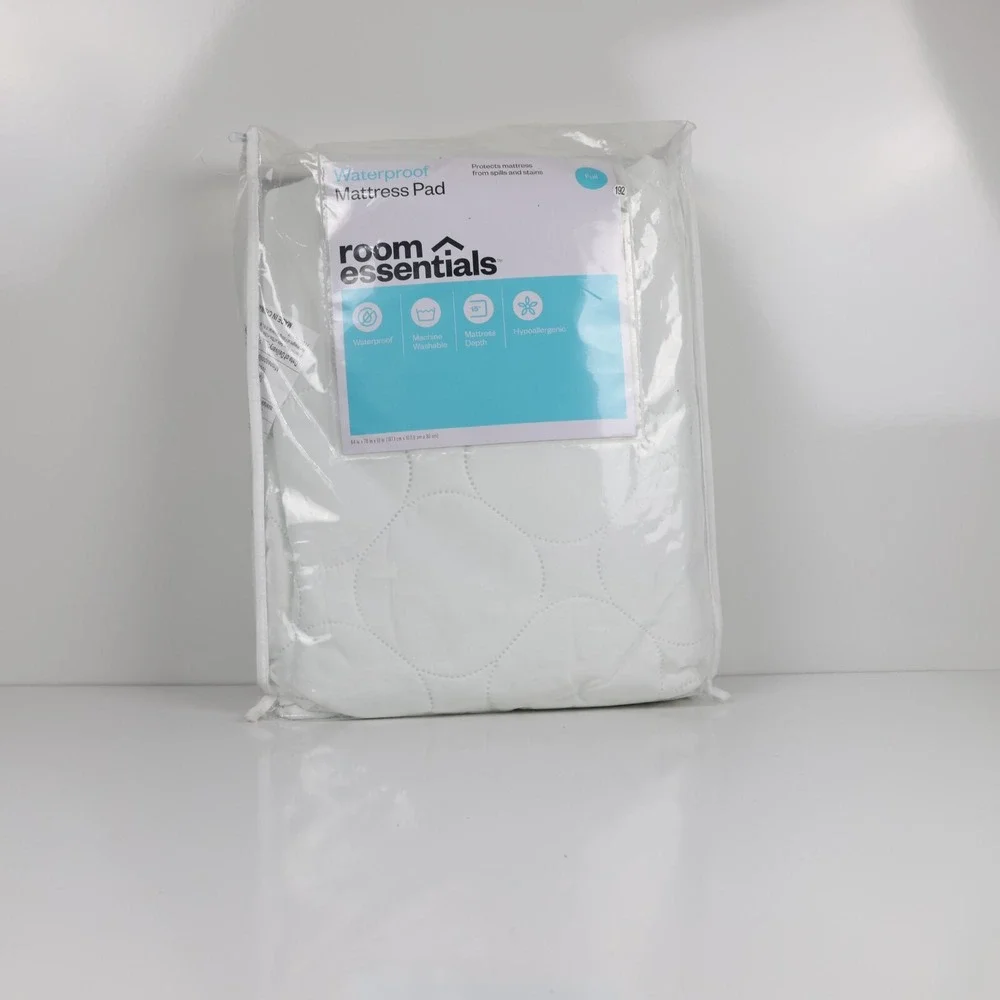 Room Essentials Universal‎ Waterpoof Mattress Underpad 54